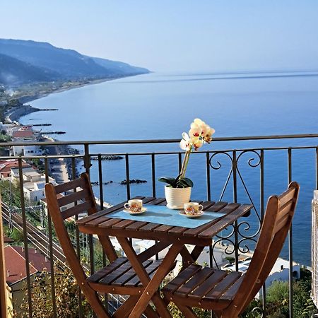 Apartament Un Oblo Sul Mare San Lucido Zewnętrze zdjęcie